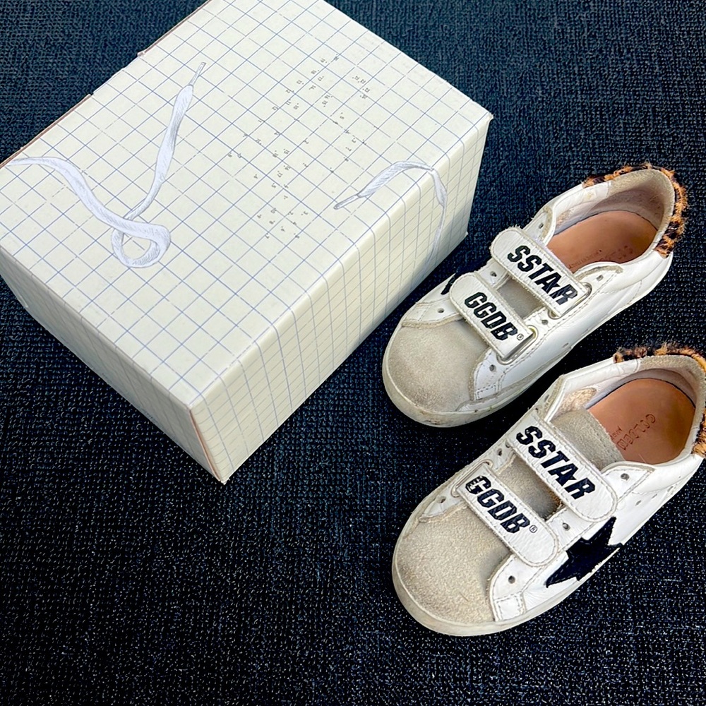 Girl size 24 - Golden Goose